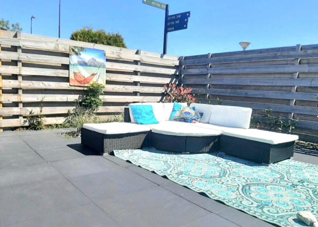 Huisje Britt Met Grote Tuin En Veel Privacy Dirkshorn Εξωτερικό φωτογραφία